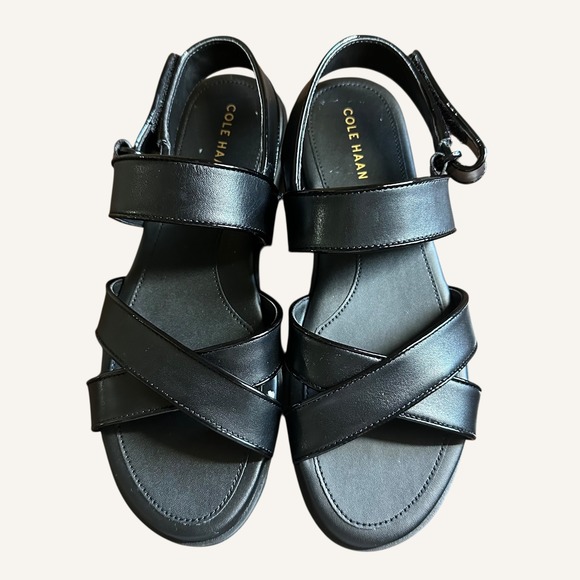 NWOB Cole Haan Black Leather Strappy Crisscrossed Hook & Loop Casual Sandals Sz8 - Picture 3 of 6